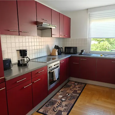 Apartment 2br Apartment, Parking, Wi-fi, Tv In Karow *