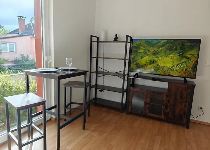 アパート 2br Apartment, Parking, Wi-fi, Tv In Karow